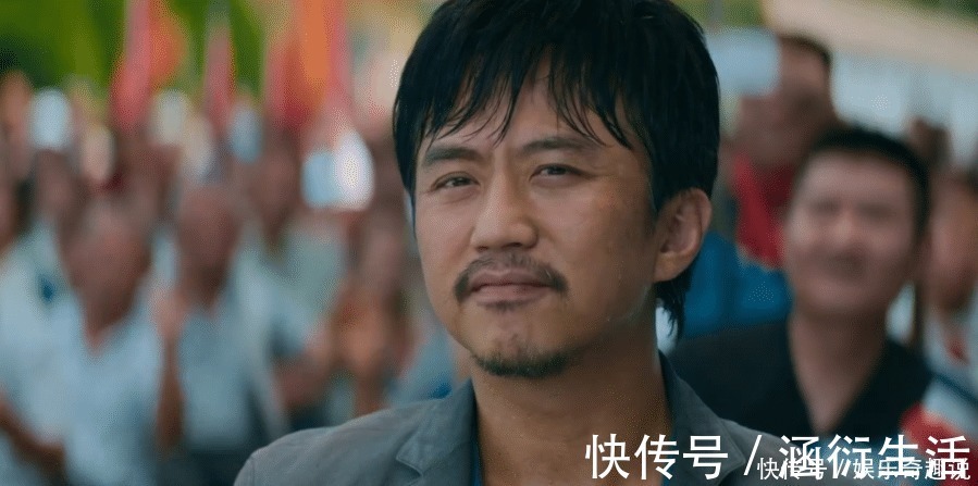 邓超|李晨邓超举动都好暖心!一个是为了工作人员,一个却是为自家兄弟