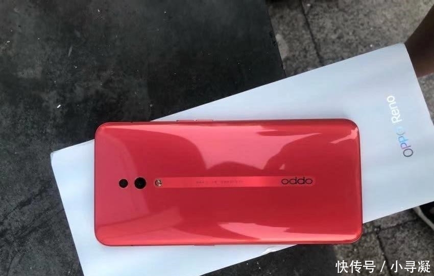 线下|从3599跌至2799，4800万+8GB+256GB，网友：依然高价低配！