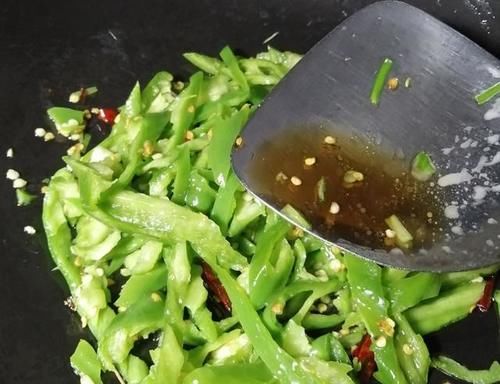 驴肉炒青椒怎么做好吃？三个窍门，鲜嫩可口美味下饭，简单又营养