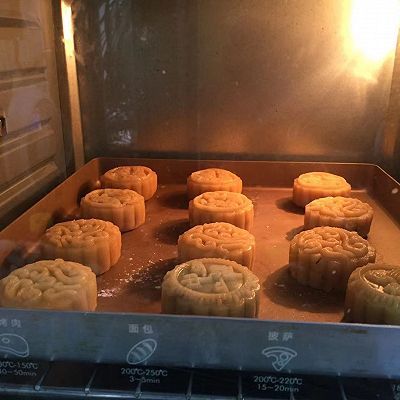 麻辣花生|麻辣花生肉松月饼