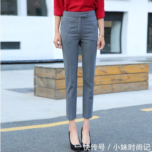 高腰|比阔腿裤遮肉,比半身裙显高,今年流行的烟管裤才是真时髦