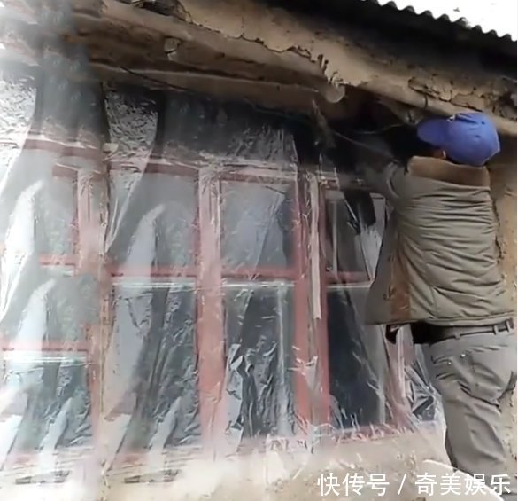 防风|老婆无意间发现一户人家阳台，太高级了，先拍照等有了房照着装