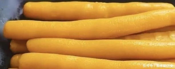 两根紫薯,不用面粉,软滑香甜,好吃不上火,一次就能吃10个