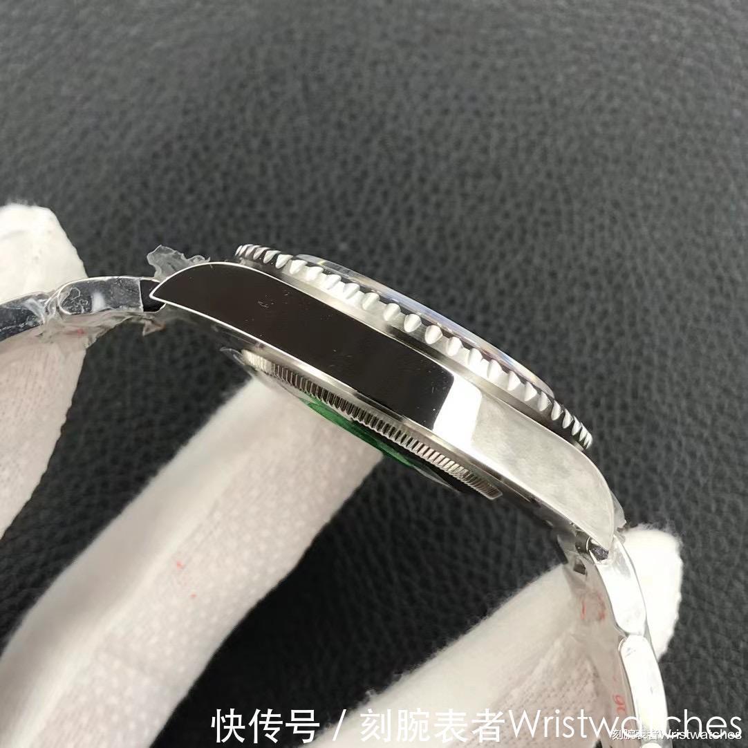 陨石面 Clean厂劳力士格林尼治红蓝圈GMT陨石面一眼假吗?