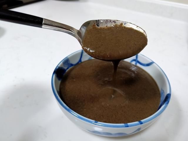 发酵|2分钟自制养生芝麻糊，外加芝麻馒头，做法统统告诉你，太简单了