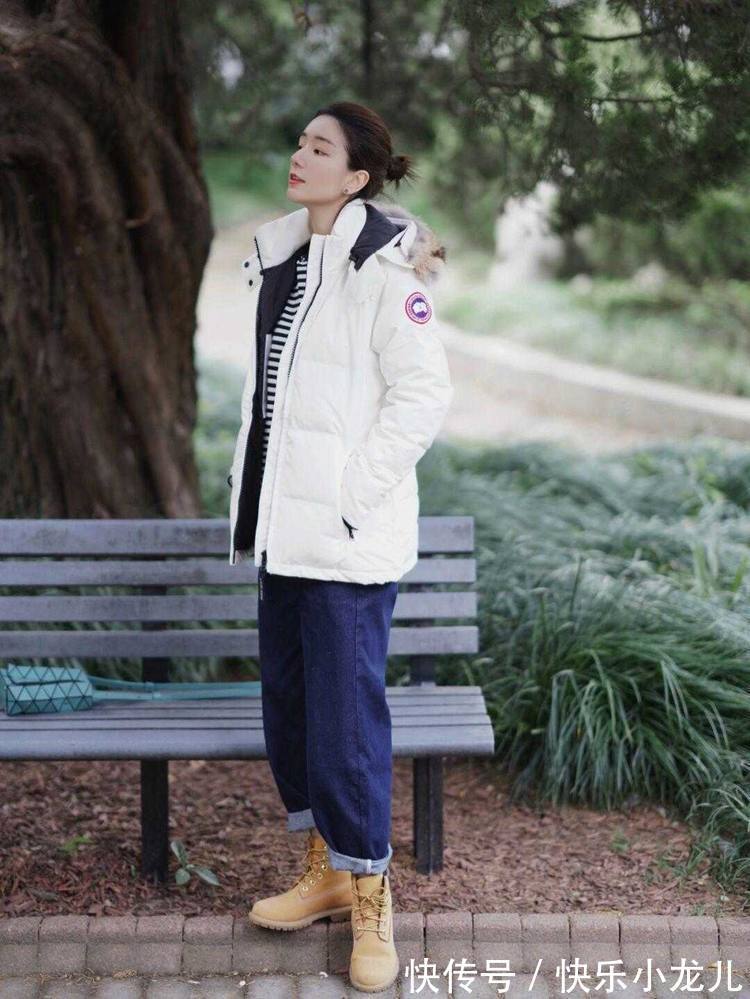 运动 降温后穿羽绒服才保暖,试试这些穿搭方式,日常实用又洋气
