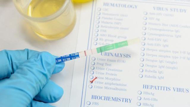 口臭|肝开始病变时,晨起后一般有4种异常,若你没有,说明保养得不错