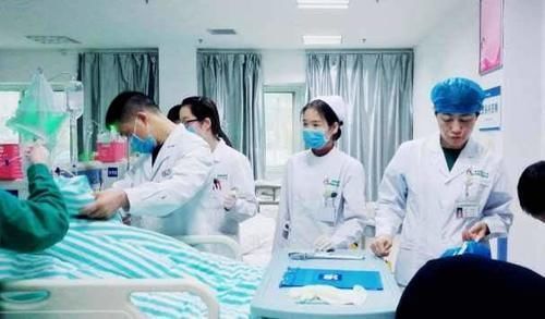 胎儿|剖腹产后最痛的一个护理环节!护士喜欢做,产妇见了就害怕