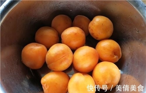 这果酱我1年只做1次,一次就做5斤,酸甜可口,特别好吃