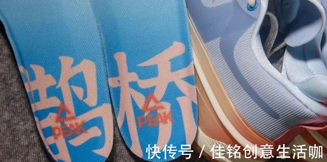 碳板 说什么ZK5平替,我愿称闪现3为后卫鞋新标杆!