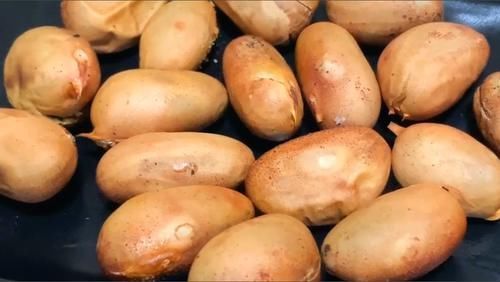 天冷了,吃板栗吃红薯不如吃它,简单一煮比肉香,不懂吃可惜了