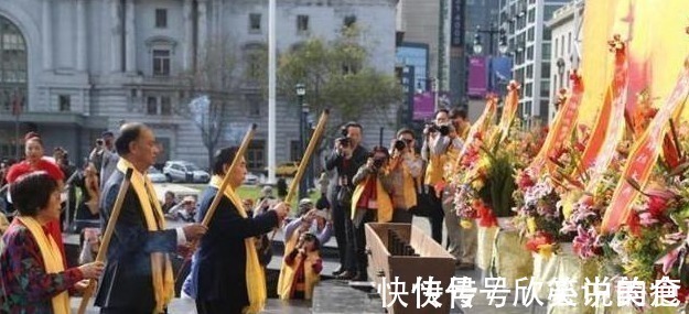 中国文化@世界上有不同的信仰,唯独中国的信仰最强,中国的信仰只有两个字!