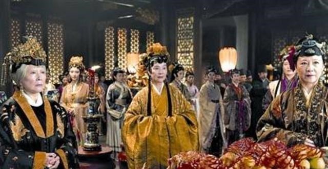 夏太监|红楼梦元春虽晋升贵妃,可夏太监的一言一行,证明元春没有受宠