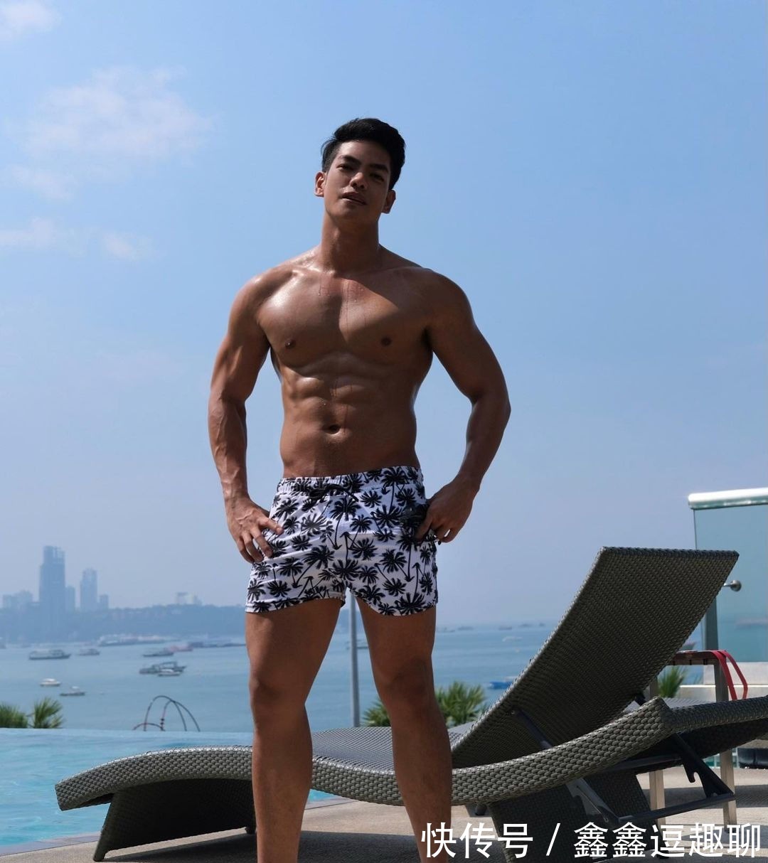 性感|别以为肌肉男就是壮壮的、憨憨的,其实也可以既时尚又性感