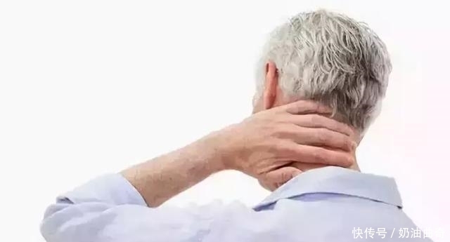 可怕|颈椎病头晕不可怕,1分钟肩颈操,一学就会,坚持2周,颈椎病好