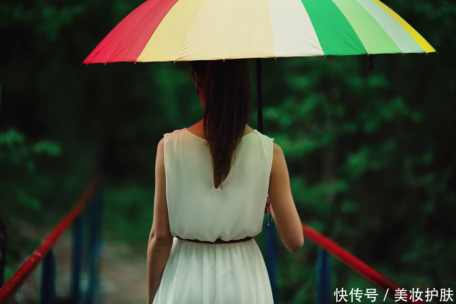 涂口红|女生皮肤黑是一种怎样的体验?各种辛酸一千零一夜都说不完