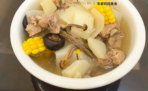 凉拌黄瓜|老公生日，准备2素4荤6道菜，花了200元，网友：菜太少，有点抠门