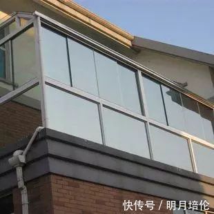 实用|越来越多人家里不挂窗帘了,如今都流行这样装,省钱方便又实用