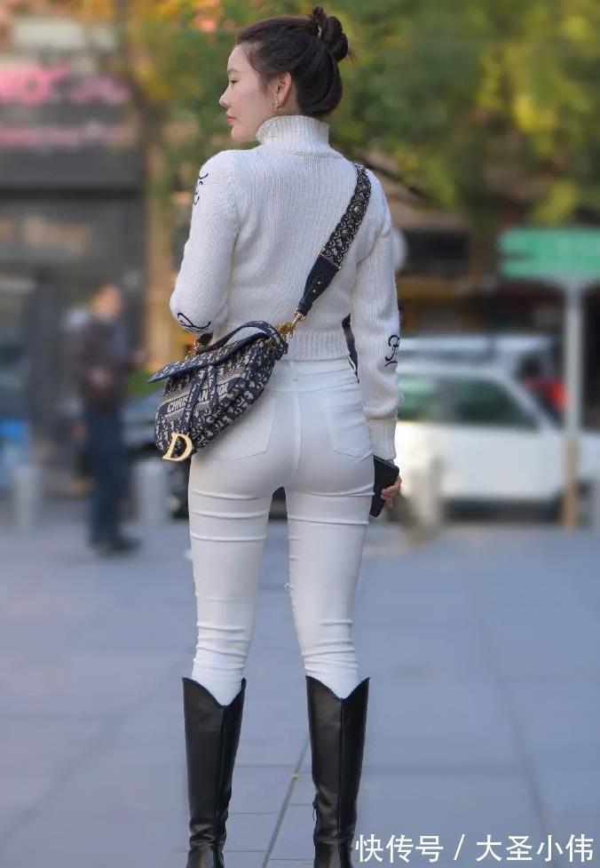 街拍|美女街拍:看背影就知道不是啥“庸脂俗粉”!自信优雅的美女,好想带她回家