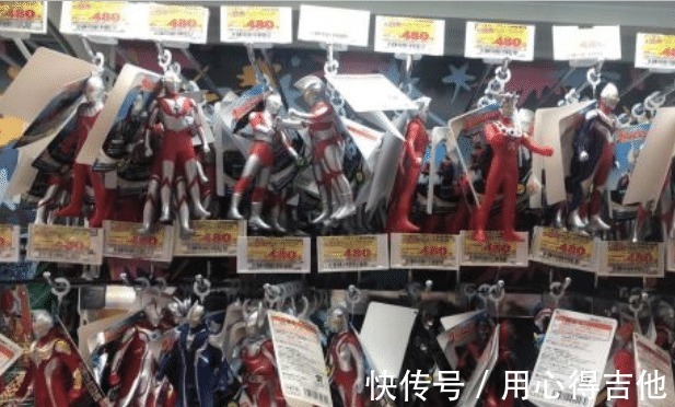 特摄区|日本特摄区的商品和国内差别有多大看到奥特曼和骑士的做工,网友瞬间眼红