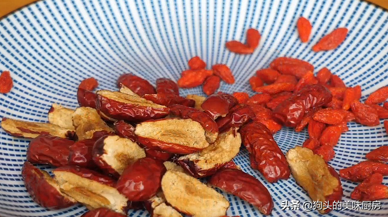 天冷多吃红薯,教你没有吃过的做法,比包子简单,比油条好吃