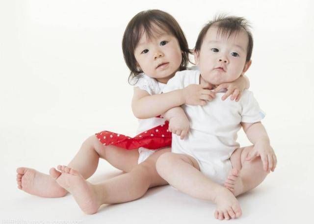 二宝|大宝和二宝之间相差几岁最好是两岁吗很多宝妈都想错了
