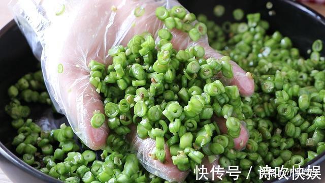 小鹅|怕胖就这样吃,无水无油低热量,咬一口满满的都是蔬菜,太过瘾了