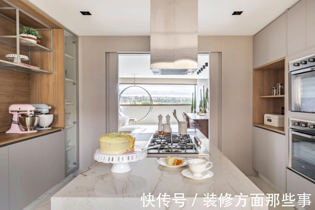 装修风格|115平现代风三居室,用木材和石材打造简约自然之所