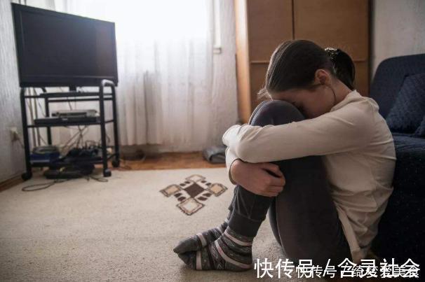 肚子疼|6岁女儿每周五都肚子疼,爸妈带她检查,医生:你们别过了