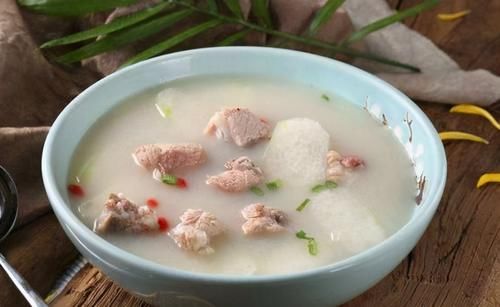 健康|人到中年想长寿，要学会吃3种食物，美容养颜、改善体质！