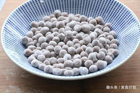 牛奶别总直接喝,在家轻松做特色美食,味道香醇可口,孩子的最爱