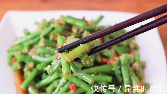 食用油|豆角最近火了,教你1个新吃法,不用炒,比吃肉还过瘾