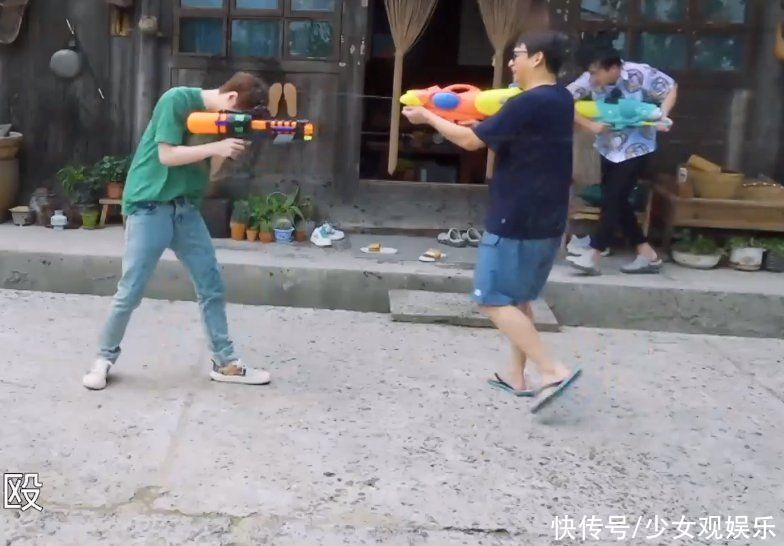 预告|下一期蘑菇屋太热闹，黄渤张艺兴黄磊互动吸睛，复看2遍收不住