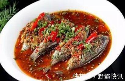 泡椒油|美食推荐沙茶牛肉、手撕杏鲍菇、老妈鲫鱼、鸡公煲的做法