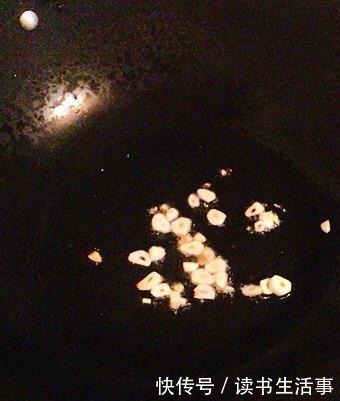 土豆茄子都不如“它”,美容养颜,小孩吃了健脑,才1块5一斤!