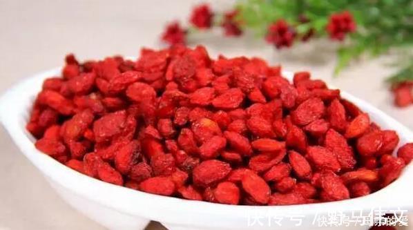 枸杞|你知道枸杞的最佳吃法吗欺骗了国人多年的吃法,难怪一直没效果