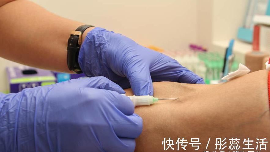 男子|男子每天运动1小时，甘油三酯不降反增，医生直言：一事做太多！