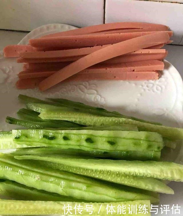 开学季早晨就做它，10分钟开饭，大人孩子都爱，好吃又饱腹！