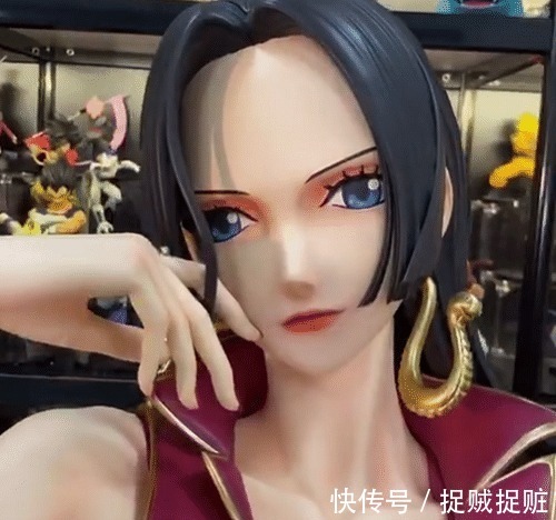 收藏者|价值一年工资的女帝手办长啥样喝一年西北风,也值了