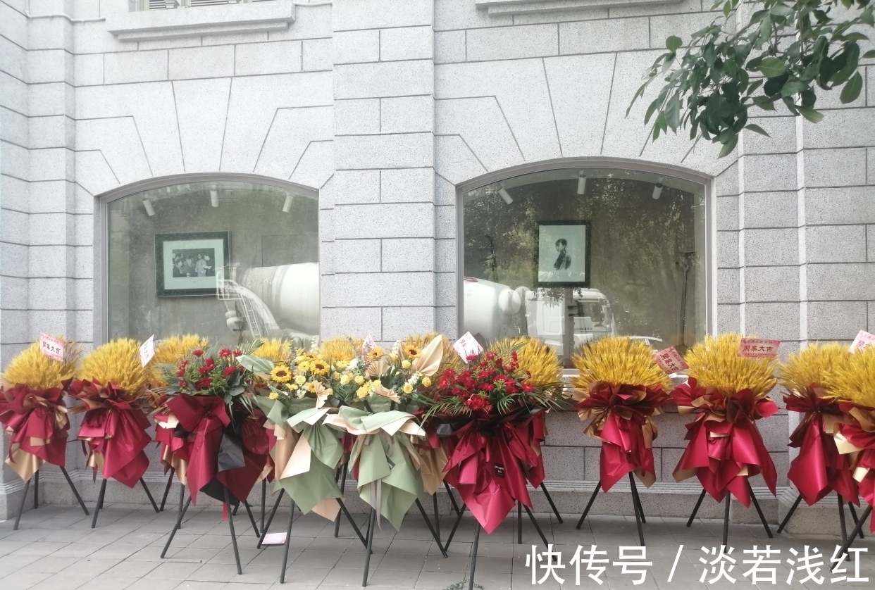 骆玉笙@王惠京韵大鼓唱得好,少马爷也不错,两个人竟然还是一个门派