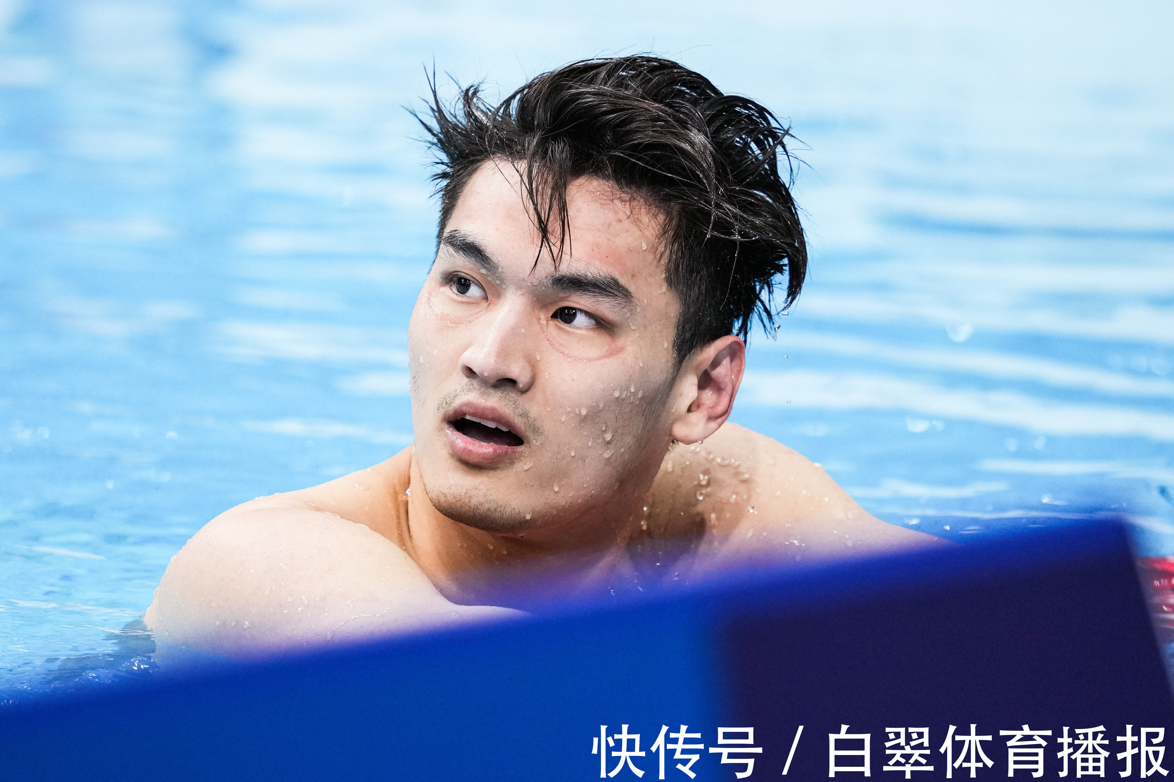 仰泳|带病坚持比赛,徐嘉余男子100米仰泳获得第五