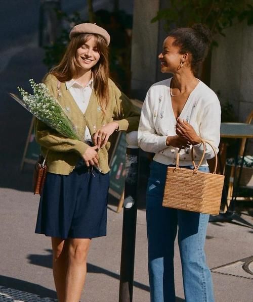 “ 春外套 ”我爱惨了！2021年这么穿，流行极了！