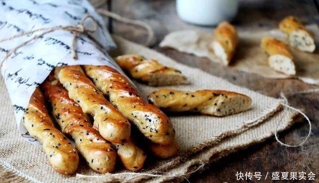 手机|看手机就可以啃得很享受的一款面包,约吗?