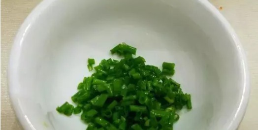 猪蹄这个做法最馋人,每次做都不够吃,光听名字就流口水