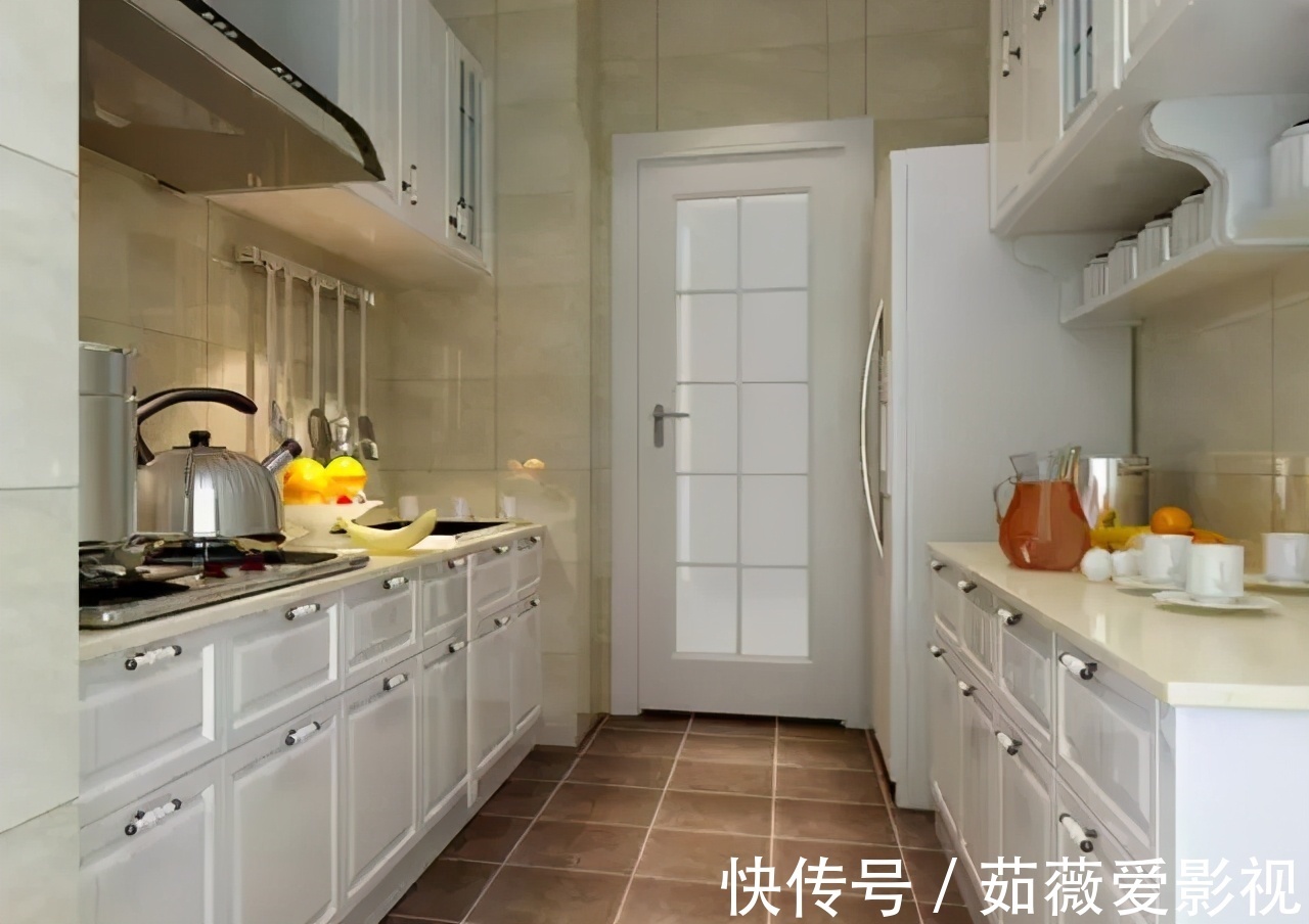 配件|周末去同事家蹭饭,才知道厨房推拉门早过时了,聪明人都这样装