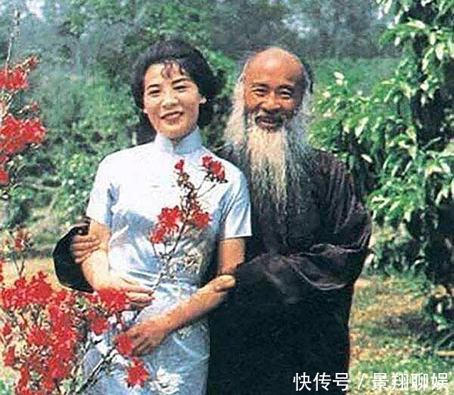 打扰|张大千作画时被徐雯波笑声打扰,正想发飙,看到脸后却怒容变春风