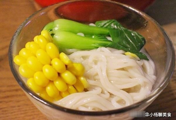 滋补|一鸽胜九鸡，鸽子汤这样炖才最滋补，汤鲜味美，营养还翻倍，特香