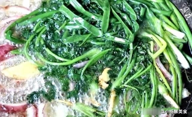 辣椒|做辣椒酱时，掌握4大技巧，香辣可口味道好，拌饭拌面都好吃