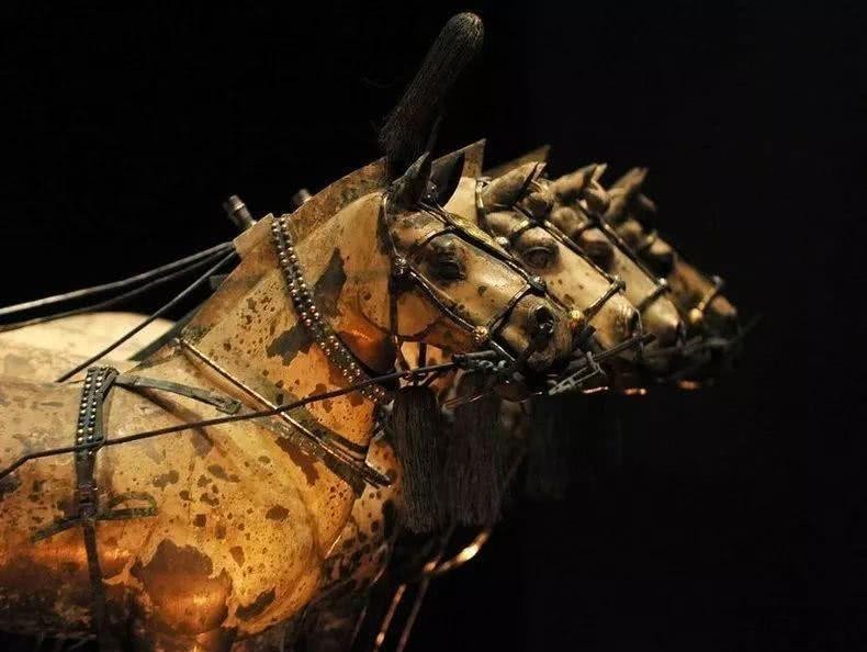 伞盖|古代“黑科技”?秦始皇铜车马上的伞居然这么逆天!