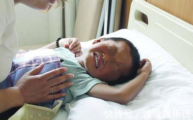 汤泡饭|这种饭当辅食给孩子吃不适合,没营养还伤胃,很常见